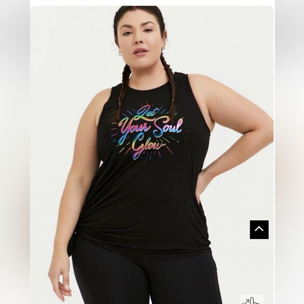 Gently used Torrid size 1 tank top. Comes from smoke, pet, and bug free home.